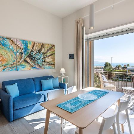 Poetto Sea Breeze - Blue Apartment กาญารี ภายนอก รูปภาพ