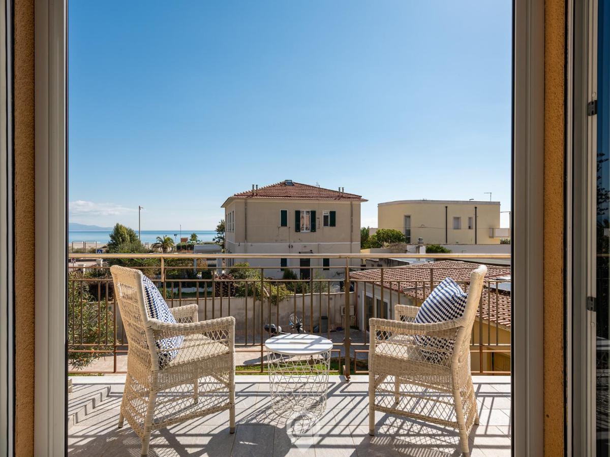 Poetto Sea Breeze - Blue Apartment กาญารี ภายนอก รูปภาพ