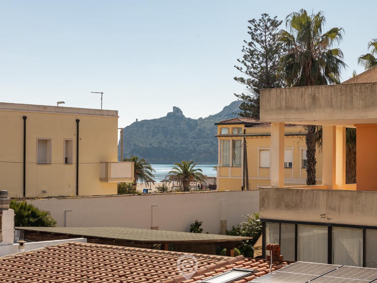 Poetto Sea Breeze - Blue Apartment กาญารี ภายนอก รูปภาพ