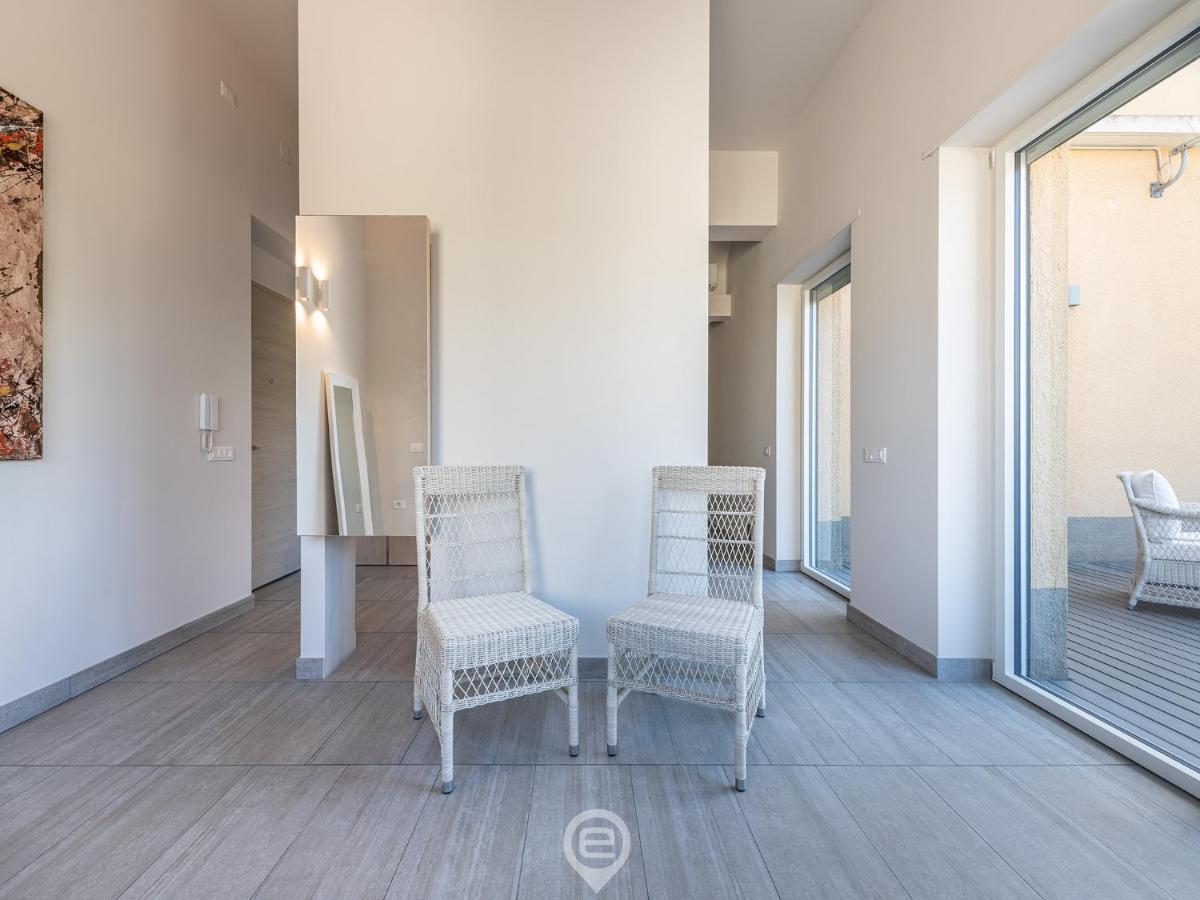 Poetto Sea Breeze - Blue Apartment กาญารี ภายนอก รูปภาพ