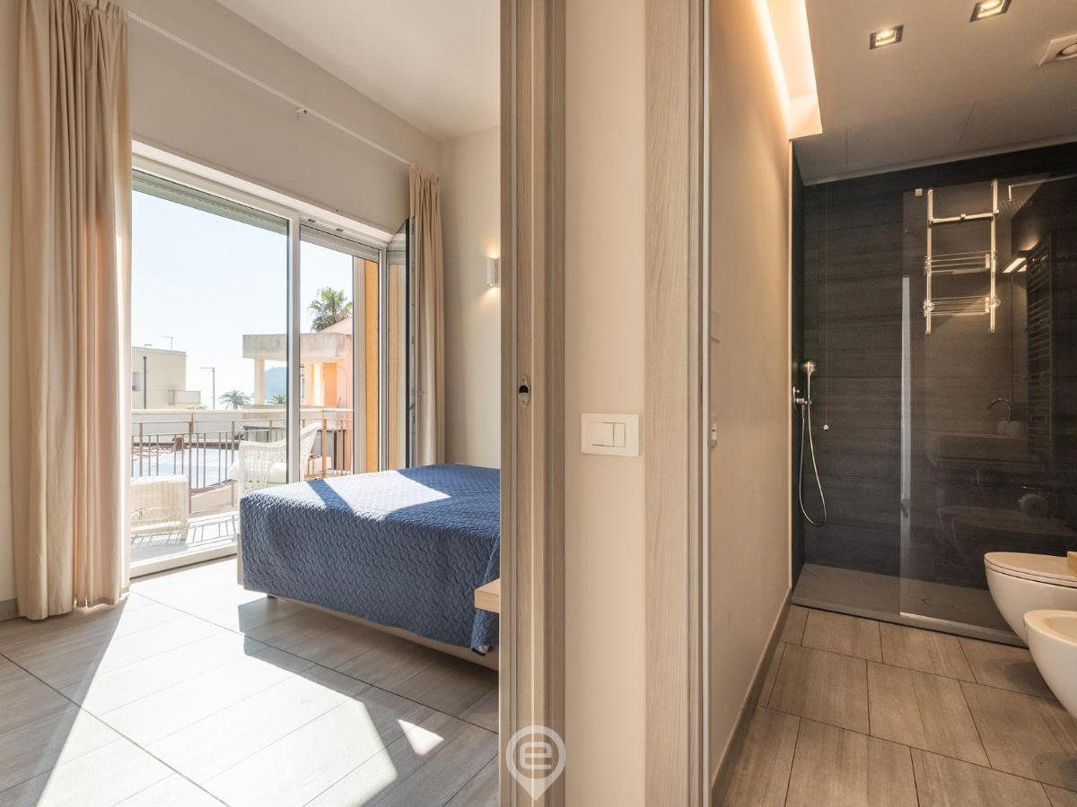 Poetto Sea Breeze - Blue Apartment กาญารี ภายนอก รูปภาพ